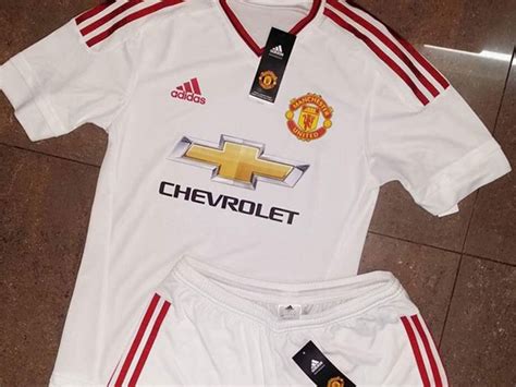 Manchester United 2015 16 Away Kit Leaked All White Adidas Kit Emerges