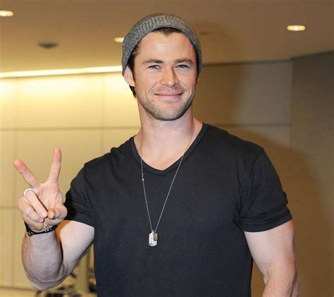 chris hemsworth named sexiest man alive daily dish