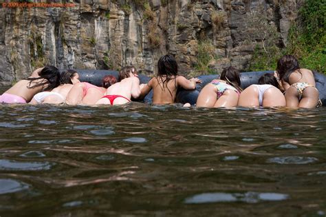 tyre tube girls from 8 sexy naked girls river tubing at brdteengal