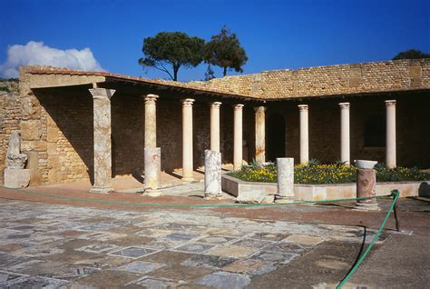 carthage peristyle dune villa romaine le monde en images