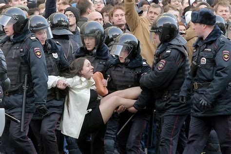 russian opposition leader alexei navalny detained during moscow protest