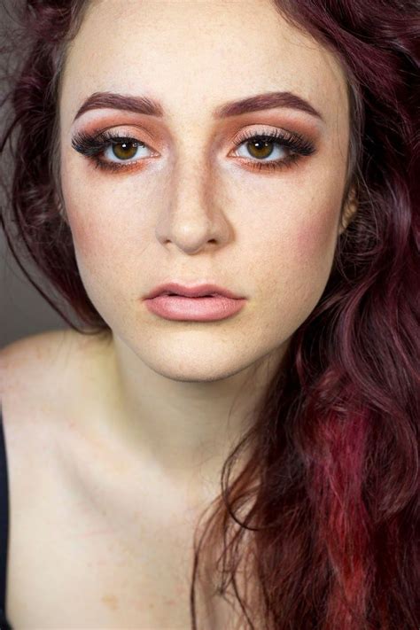 we are loving this look by the gorgeous coffee pls using makeup geek