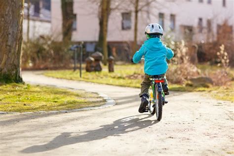 twenty times  english children  cycle  school   transport planning