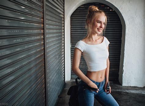 Wallpaper Evgeny Freyer Skinny Smiling Blonde Jeans Model 500px