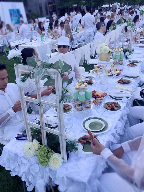 diner en blanc  filipiniana theme table ideas  white party filipiniana le diner center