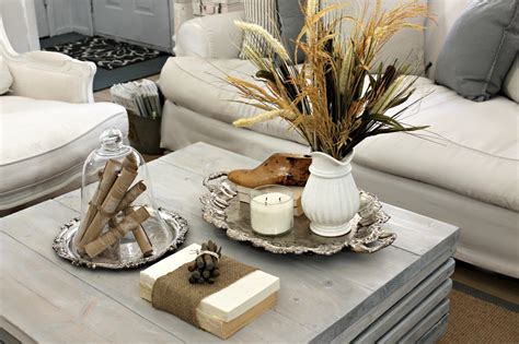 shabby sweet cottage   coffee table    fall