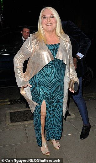 vanessa feltz shows off her 3 5 stone weight loss as she leads the