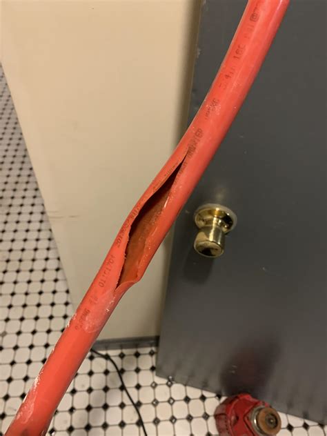 plumbing pex pipe burst      fixed  prevent  happening  home