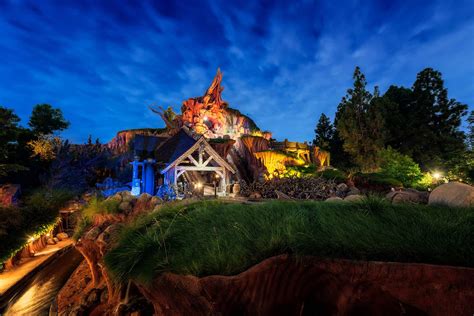 disney issues statement  removal  splash mountains zip  dee doo dah