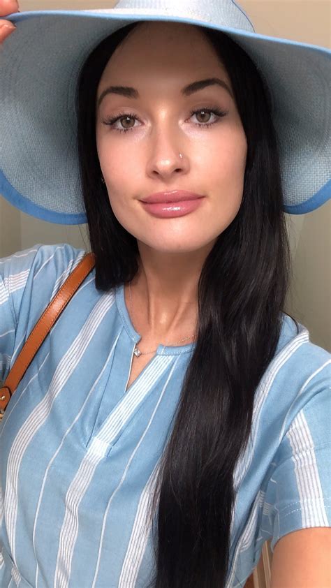 lovely kacey musgraves selfie very cute hat celeblr