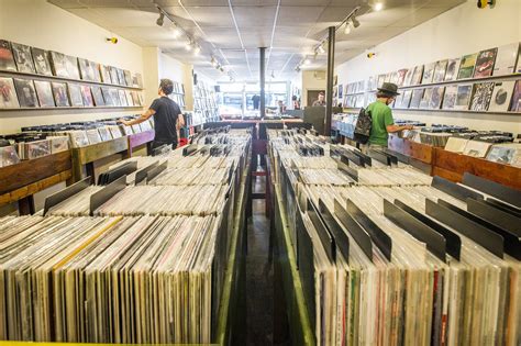 vinyl record stores  toronto
