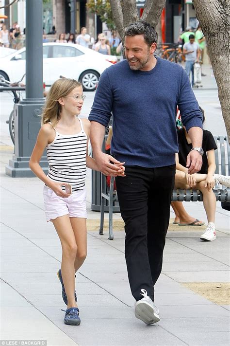 ben affleck takes adorable daughter violet to the movies