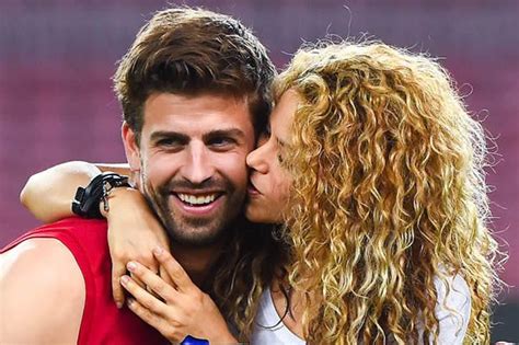 shakira ‘blackmailed over sex tape with footballer husband gerard