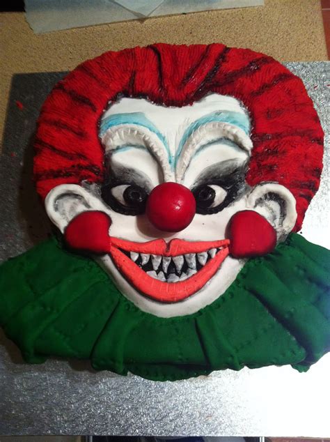 8 Killer Clown Cakes Photo How To Make An Evil Clown Cake Scary