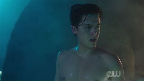 alexis superfan s shirtless male celebs cole sprouse shirtless in riverdale season 2 ep 14