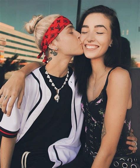 Cute Lesbian Couples Lesbian Love Cute Couples Goals Couple Goals