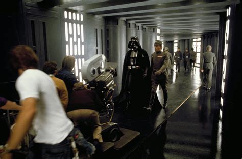 75 Rare Behind The Scenes Photos From The “star Wars” Set