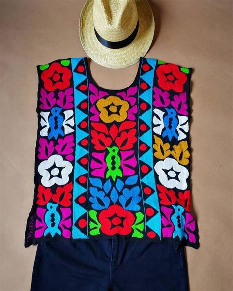 Blusa Con Bordado Relleno De Jalapa De Diaz Oaxaca Con Sus