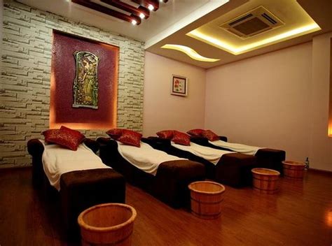 relax foot massage hanoi