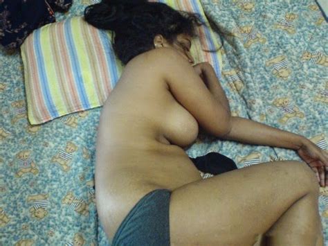 telugu hot aunty sleep her hot milky tits show aunties nude club