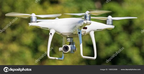 dji phantom  pro drone  flight stock editorial photo  photogearch