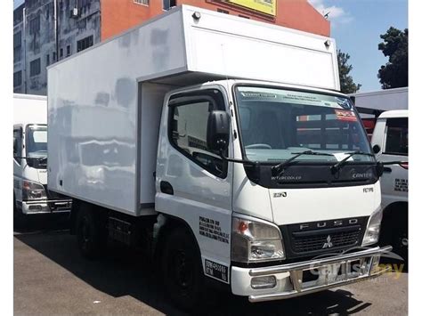 mitsubishi canter   selangor manual lorry white  rm   carlistmy