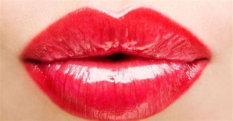 12 fascinating facts about your lips huffpost impact