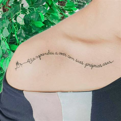 tatuagem de frases  ombro  opcoes inspiradoras  apaixonantes