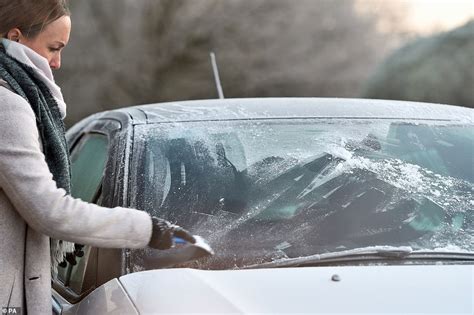 uk weather icebox britain braces for three inches of snow