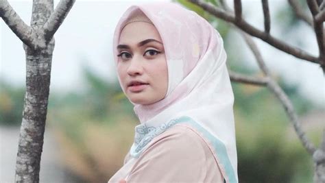 mengenal kerudung voal yang tren dan jadi favorit hijabers indonesia
