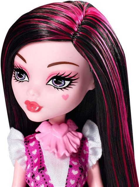 amazoncom monster high draculaura doll toys games