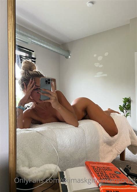 Officialskimaskgirl Nude Onlyfans Leaks 22 Photos Thefappening