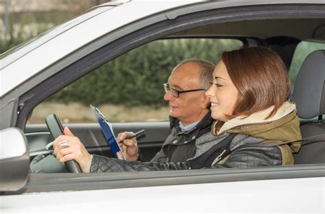 8 critical driving test tips to pass your behind the wheel test