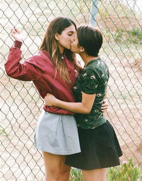 Pin By Maddy Barker On Film Pinterest Kiss Walls And
