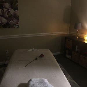 sister spa massage therapy   river turnpike annandale