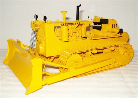 ccm 1 24 brass model cat d8h cable blade track type push dozer yellow