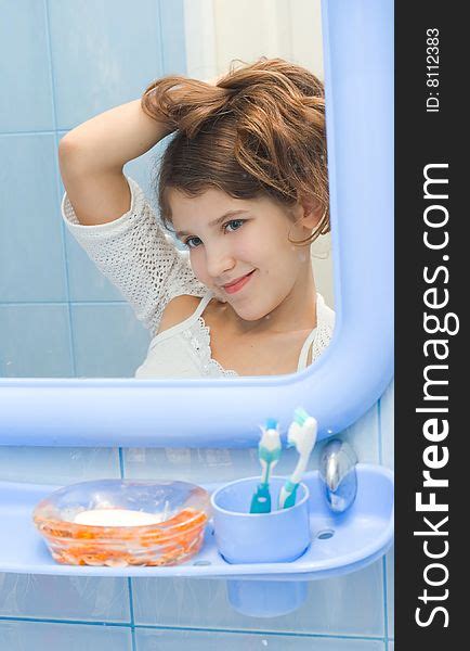 Teen Girl In Bathroom Free Stock Images And Photos 8112383