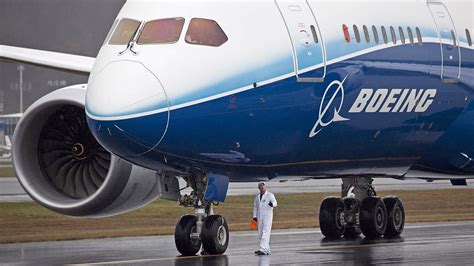 boeing  dreamliners grounded due  risk  structural failure