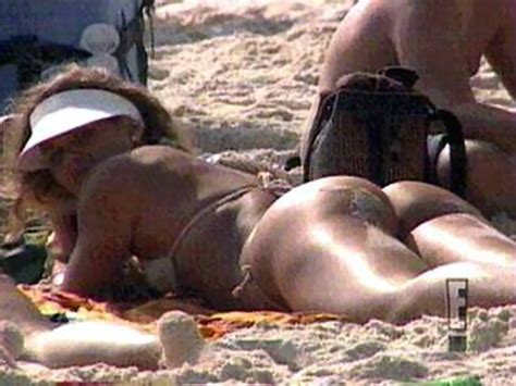 melissa joan hart in bikini showing her hot ass at the beach
