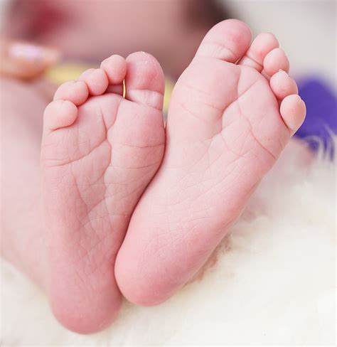 top  pictures kids feet pictures   superb