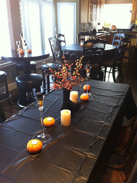 halloween table decor  homecoming halloween table halloween table decorations table