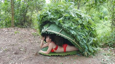 bushcraft youtubes alluring bushcraft girl teos gear