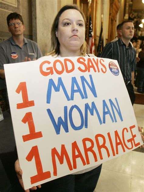 Indy Chamber Votes To Oppose State Gay Marriage Ban
