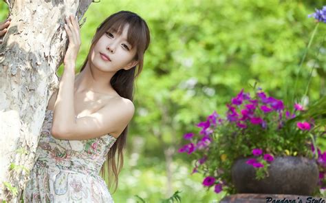 Download Cute And Beautiful Asian Girls Wallpapers Hot Beautiful