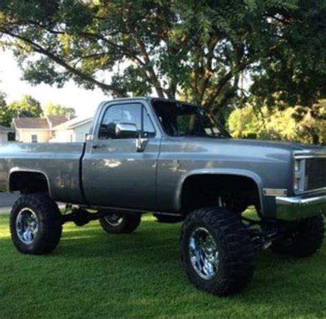 jacked  chevy trucks google search lifted chevy trucks chevy trucks trucks