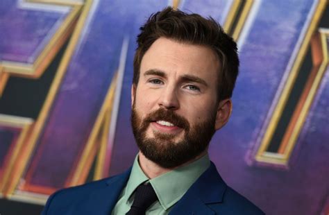 Chris Evans Trends On Twitter After Appearing To Post And Delete A Nude