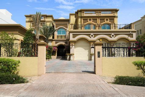dubais luxury real estate thrives  upheaval luxury real estate dubai houses expensive