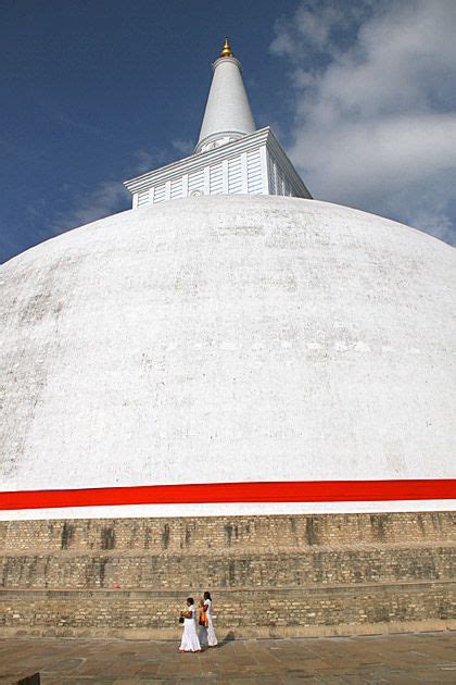 ancient stupa  anuradhapura sri lanka