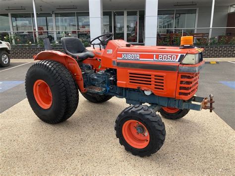 kubota  tractor ready  work tractor north east tractors  machinery