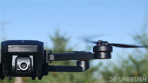 yuneec mantis  review    yuneec  headed drone rush